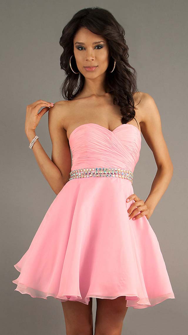 9 Dazzling Pink Prom Dresses To Try | LivingHours