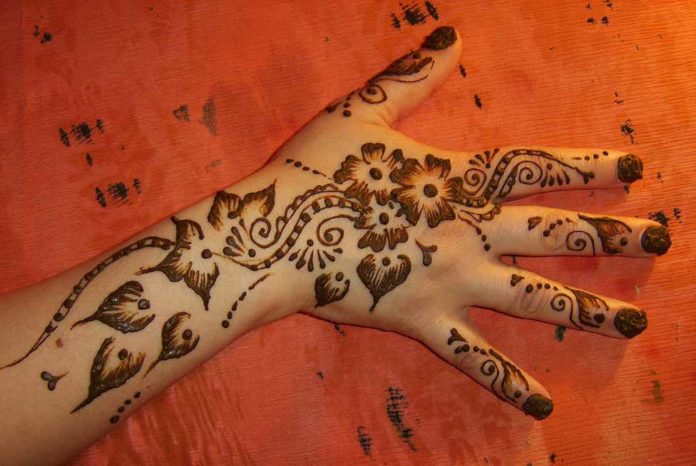 The Best Mehndi Designs for Hands | Livinghours