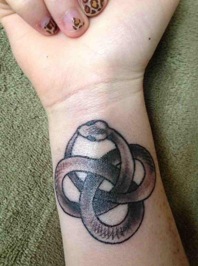 21 Amazing Celtic Tattoos Ideas LivingHours